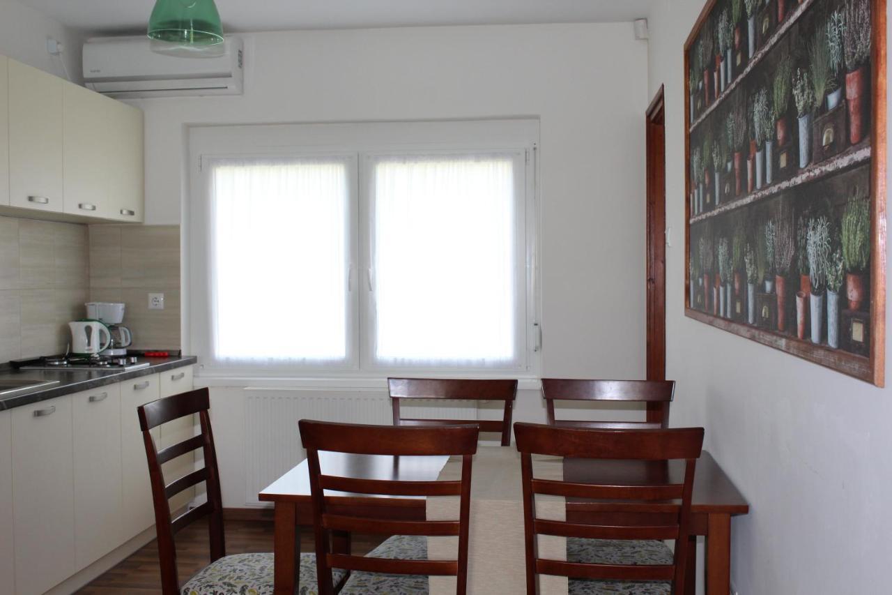 Petita Garden Apartman Siofok Dış mekan fotoğraf