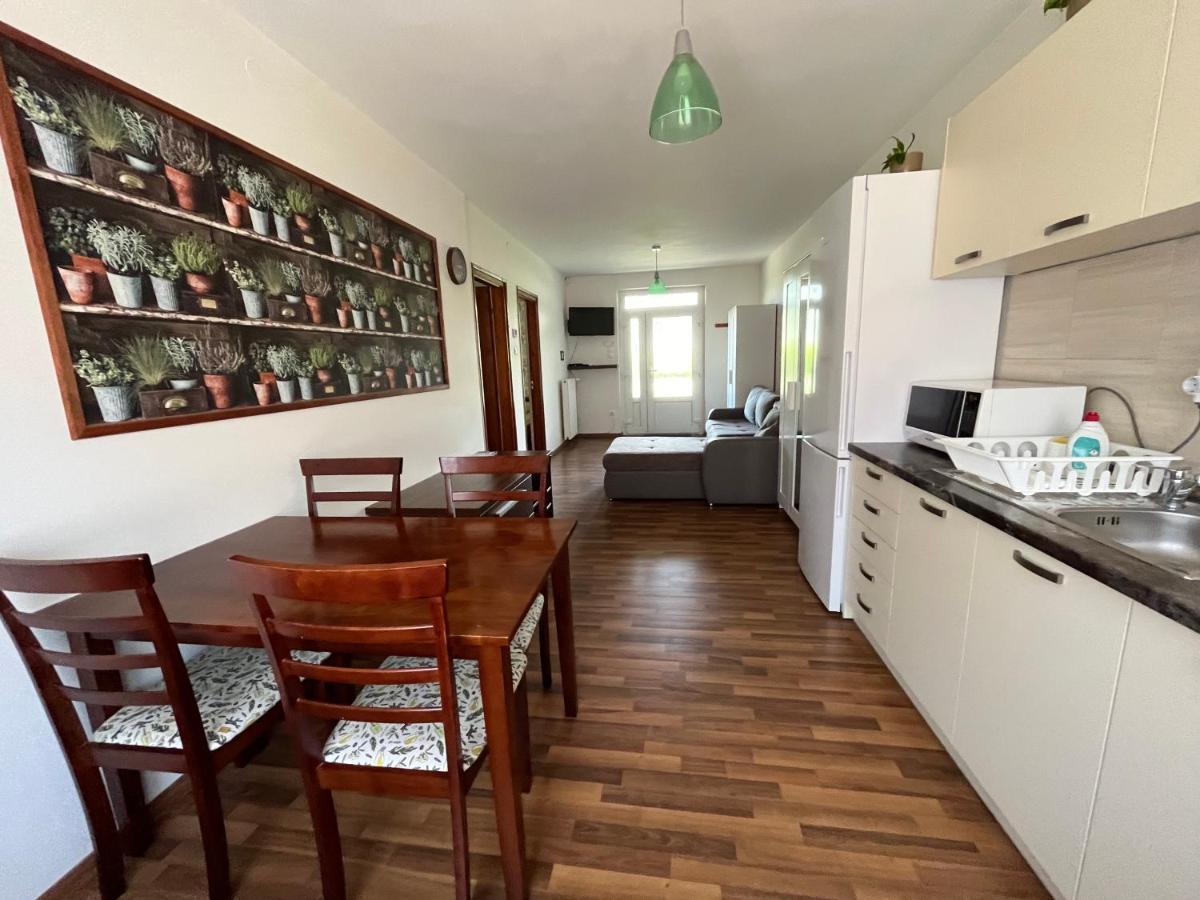 Petita Garden Apartman Siofok Dış mekan fotoğraf