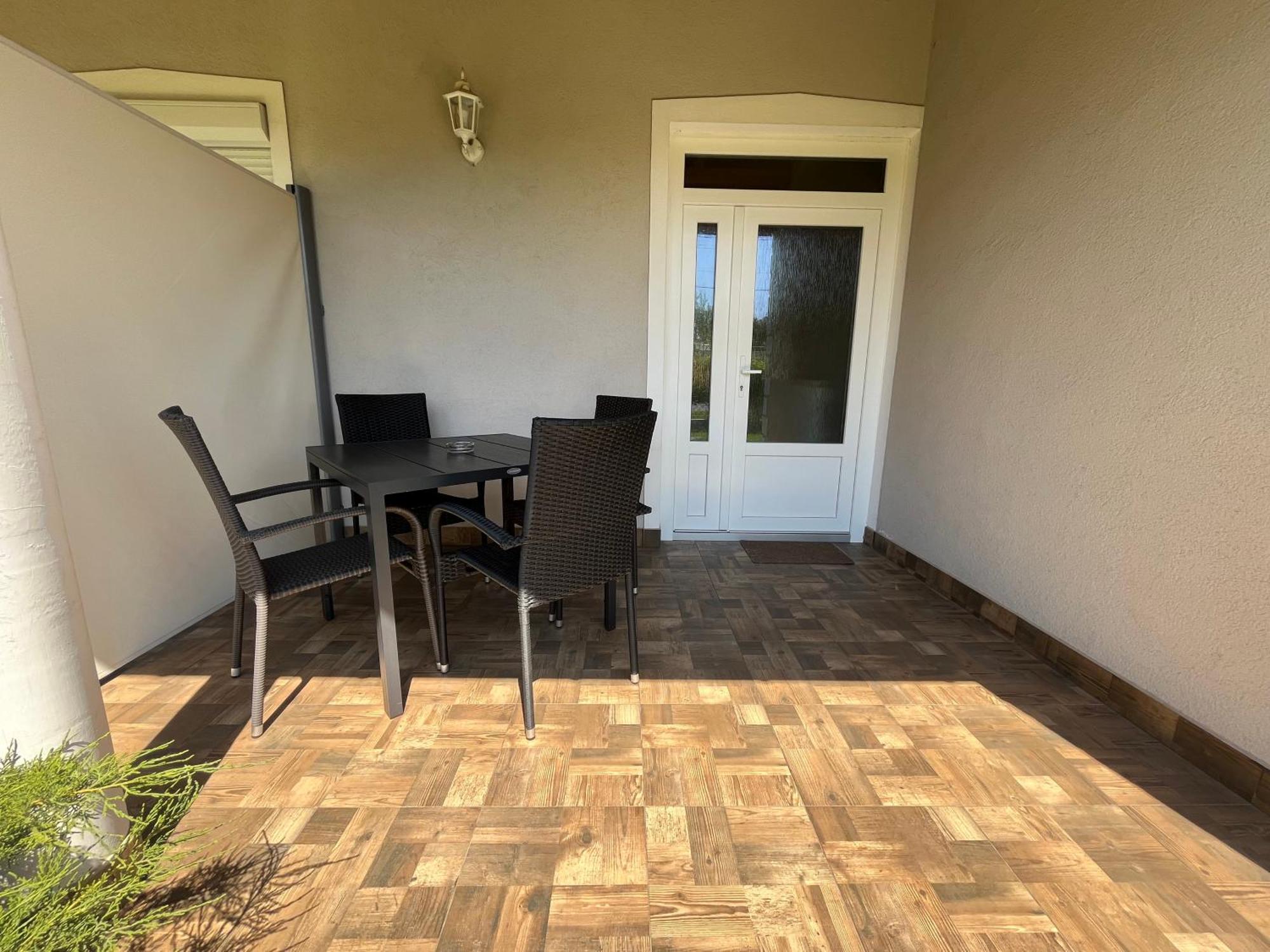 Petita Garden Apartman Siofok Dış mekan fotoğraf